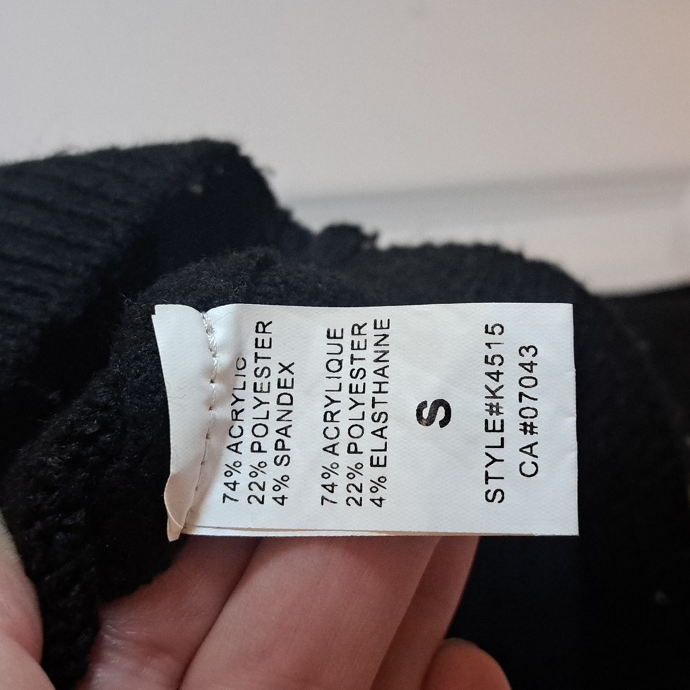 Dreamers Black Sweater with Rhinestone Details - Picture 4 of 7